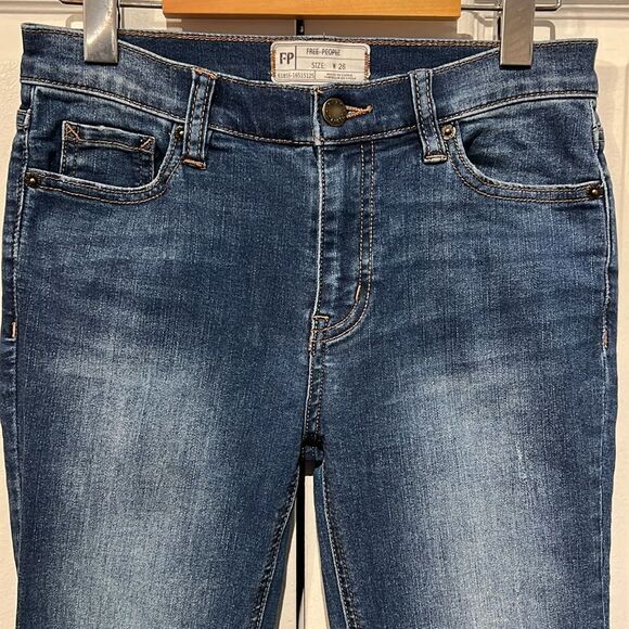 Free People Great‎ Heights Frayed Skinny Jeans Size 26 - Picture 2 of 12